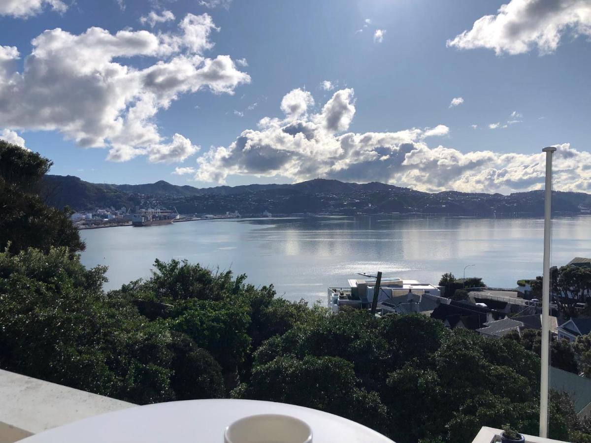 Incredible Views! Luxurious Studio & Outdoor Living Wellington Eksteriør billede